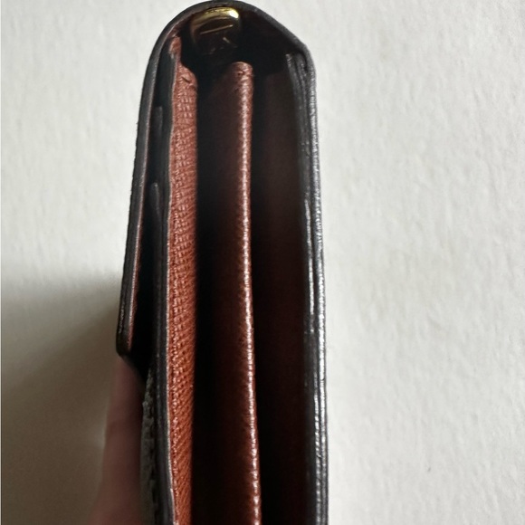 Louis Vuitton Portefeiulle sarah wallet - Picture 4 of 13